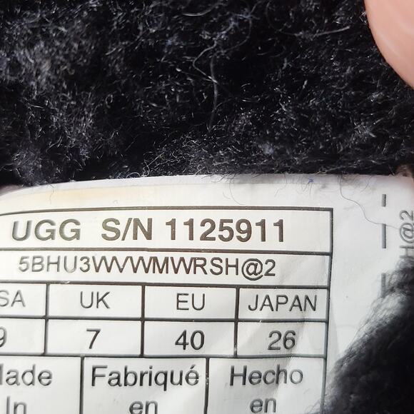 UGG Classic Gem Mini Black Boots Women's bootie size 9 - Picture 7 of 7